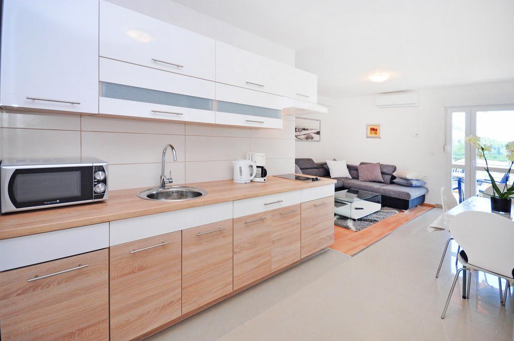 Apartments Zorka Leko Оміш Номер фото