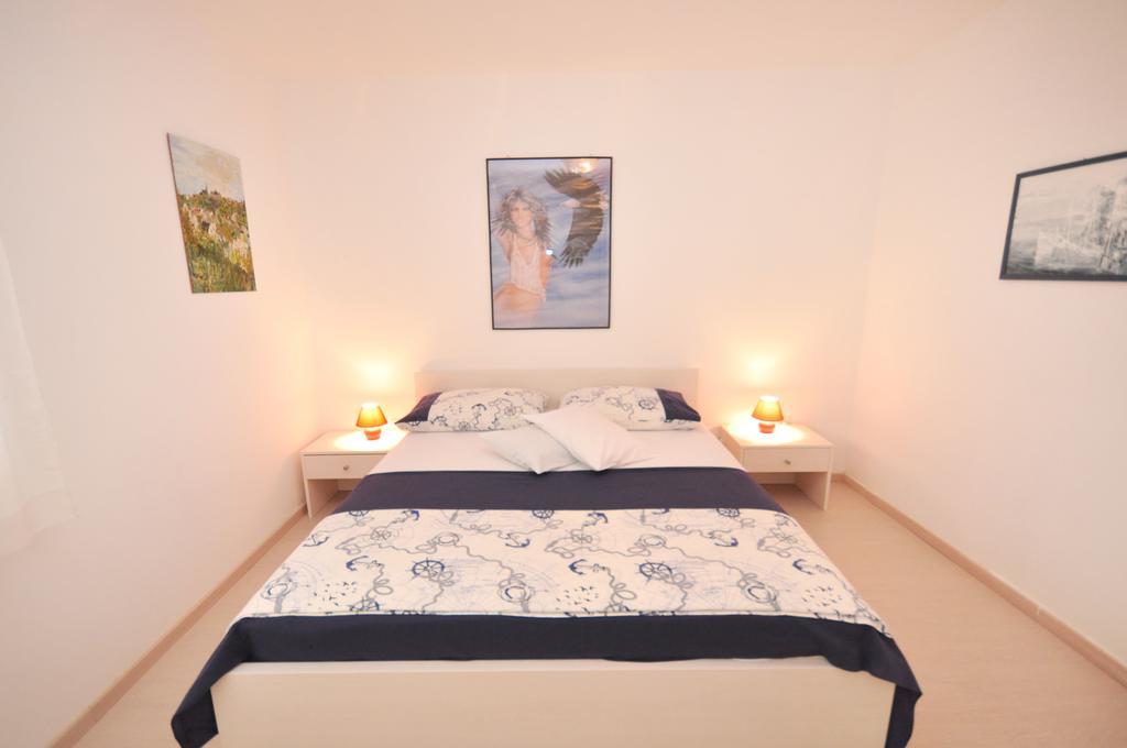 Apartments Zorka Leko Оміш Номер фото