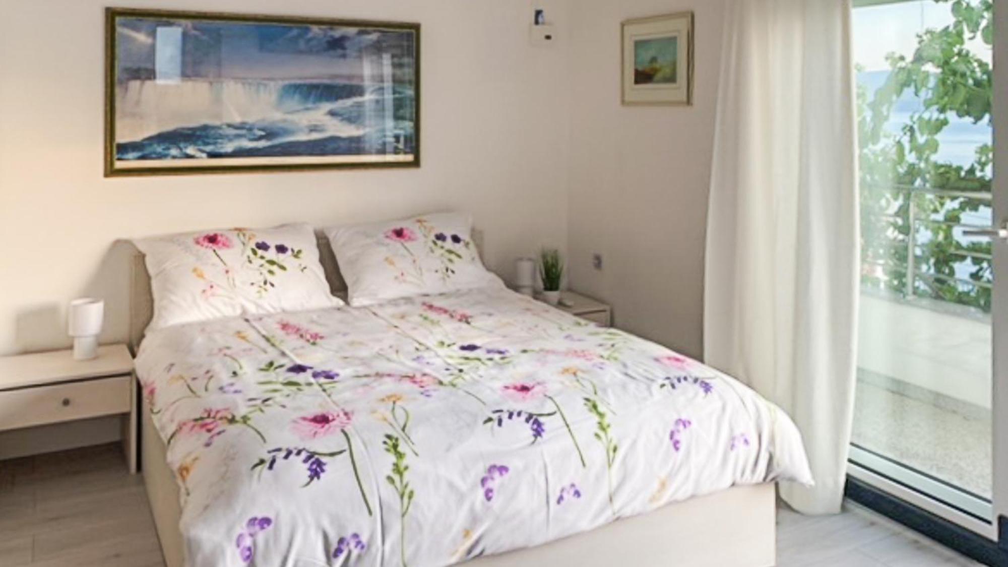 Apartments Zorka Leko Оміш Екстер'єр фото